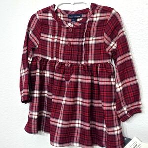 Tommy Hilfiger Plaid dress. Pleated Front. Size 2t. Nwt